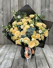 Букет цветов из:  Розы и Лизиантусы #REPLACE_PRED# Нижней Омке