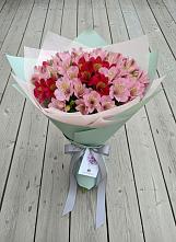 Букет цветов из:  Альстромерии в Нижней Омке