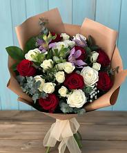 Букет цветов из:  Розы и Альстромерии в Нижней Омке