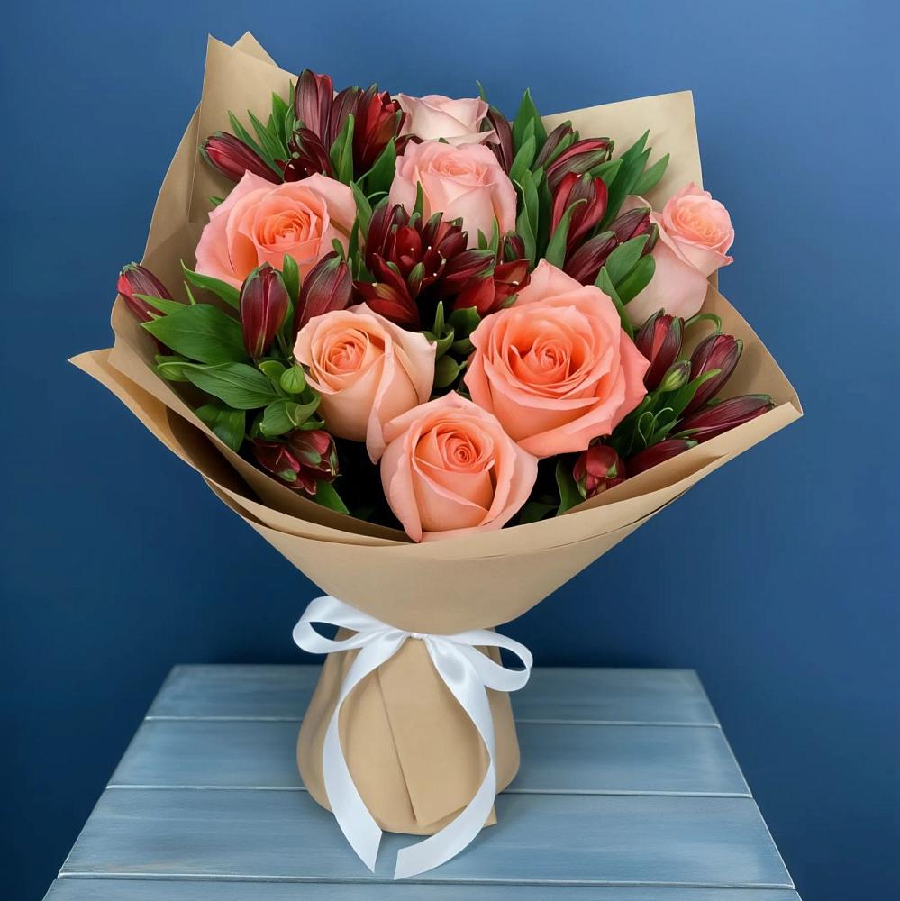 Букет цветов из: Розы и Альстромерии в Нижней Омке