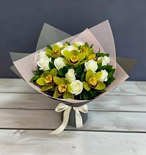 Букет цветов из:  Орхидеи и Розы в Нижней Омке