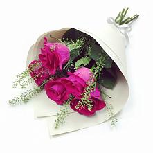 Букет цветов из:  Розы в Нижней Омке