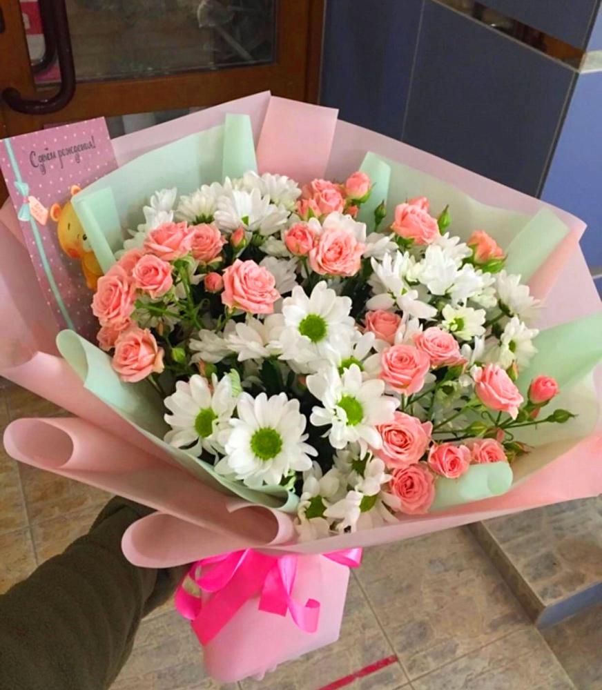 Букет цветов из: Розы и Хризантемы в Нижней Омке
