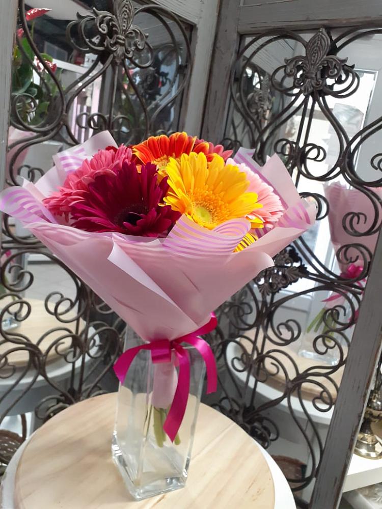 Букет цветов из: Герберы в Нижней Омке