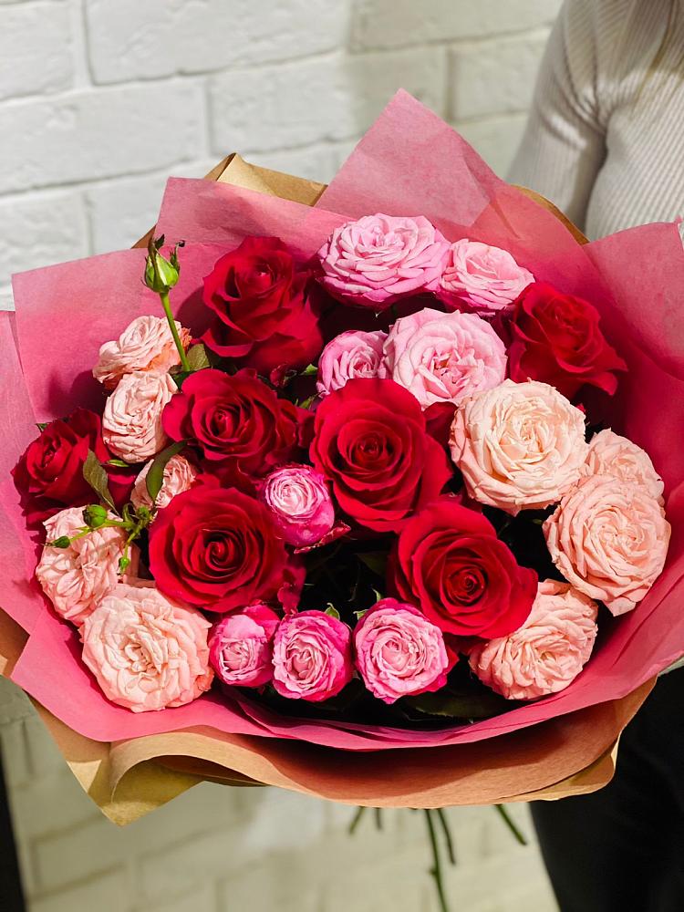 Букет цветов из: Розы в Нижней Омке