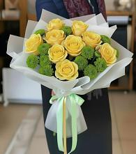 Букет цветов из:  Хризантемы и Розы в Нижней Омке