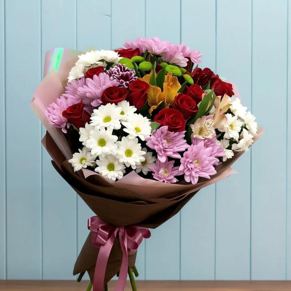 Букет цветов из: Розы, Хризантемы и Альстромерии в Нижней Омке