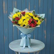 Букет цветов из:  Альстромерии и Хризантемы в Нижней Омке