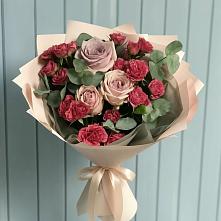 Букет цветов из:  Гвоздики и Розы в Нижней Омке