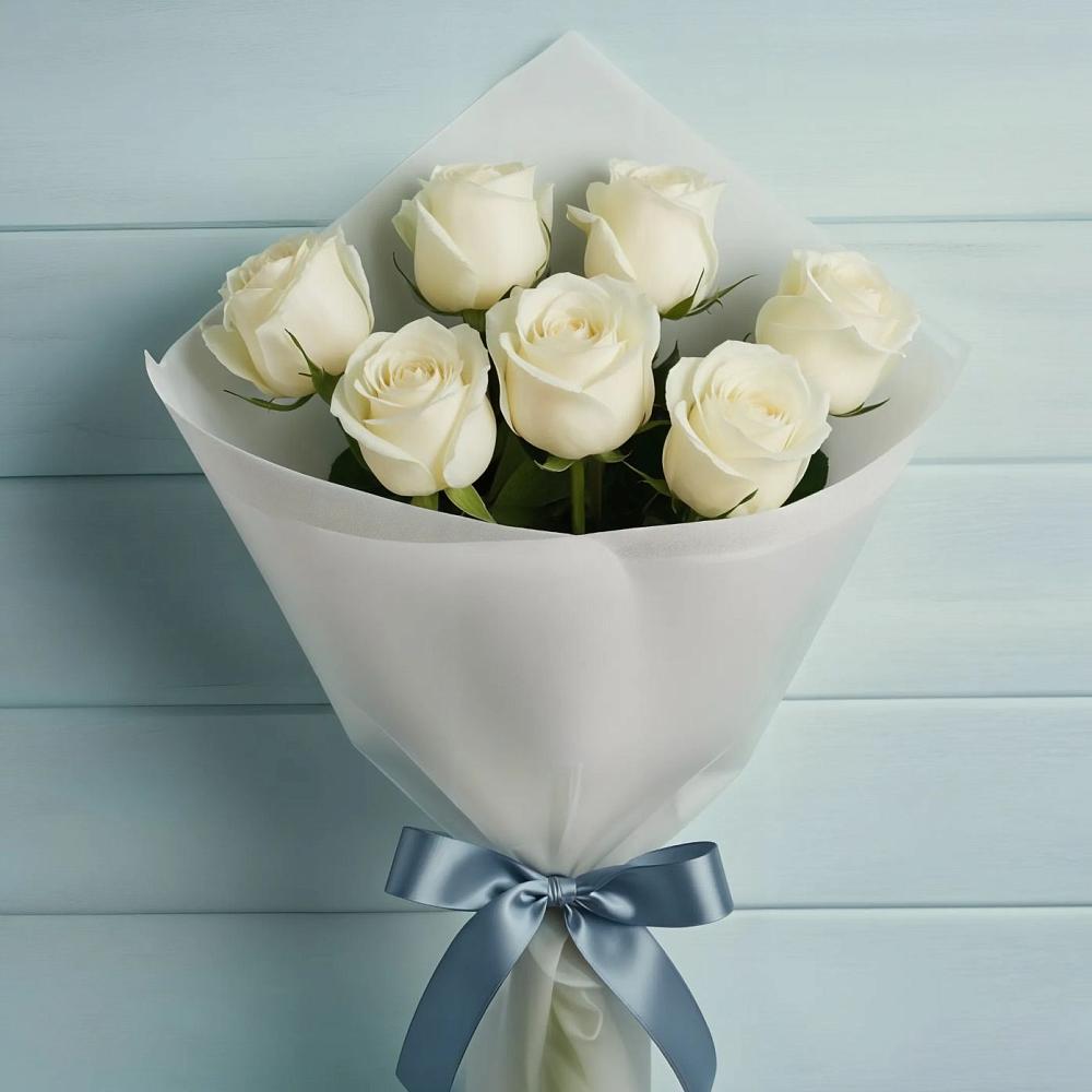 Букет 7 Белых роз Эдлесс Лав в Нижней Омке